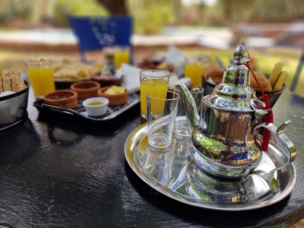 Le Domaine De Carole Marrakech Acomodação com café da manhã Douar Akkara Exterior foto