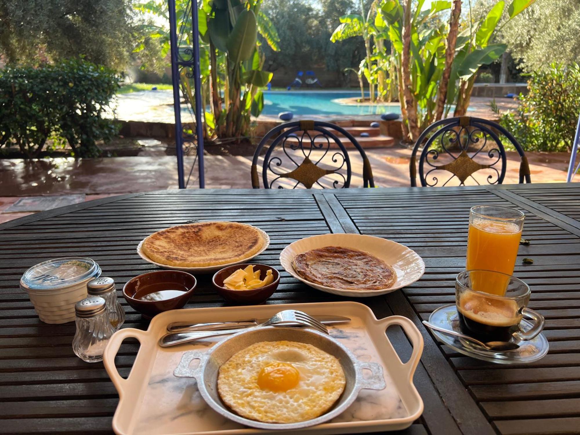 Le Domaine De Carole Marrakech Acomodação com café da manhã Douar Akkara Exterior foto