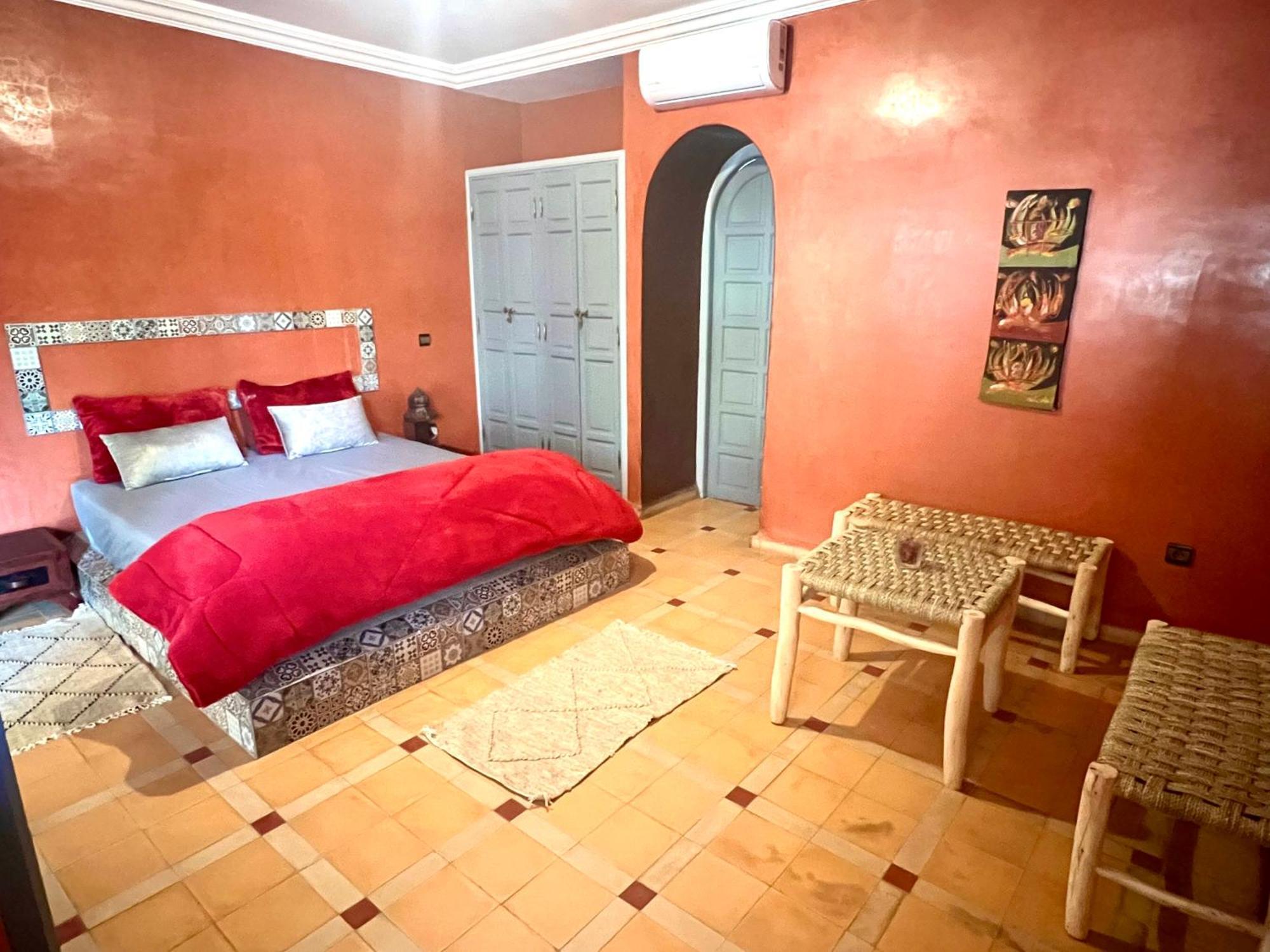 Le Domaine De Carole Marrakech Acomodação com café da manhã Douar Akkara Exterior foto